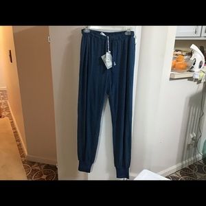 Ladies Pantalone pants